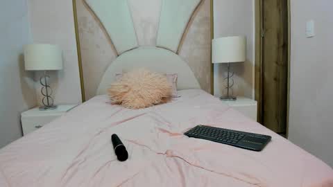 eimy_grey4u online show from 01.14.26