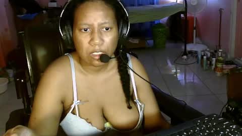 Eirondra Valeen online show from 02.25.26