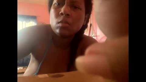 Eirondra Valeen online show from 03.12.26