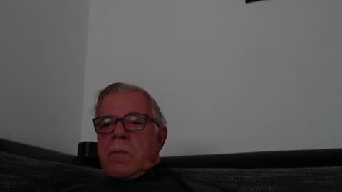 Snapshot of eisbaer1957 chatting on 01.05.25 eisbaer1957 online show from 01.05.25