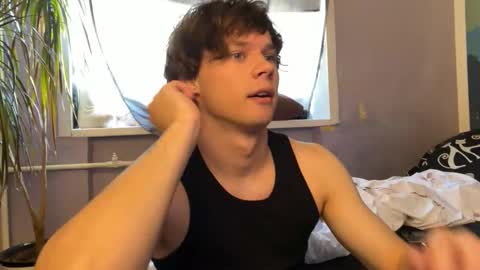 Snapshot of eitanhere chatting on 09.19.25 Eitan online show from 09.19.25