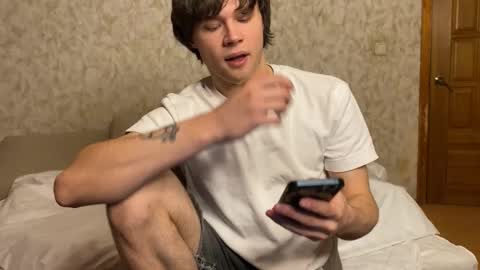 Snapshot of eitanhere chatting on 12.22.25 Eitan online show from 12.22.25