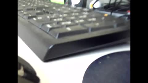 Snapshot of ejaculator75 chatting on 09.17.25 Horny me online show from 09.17.25