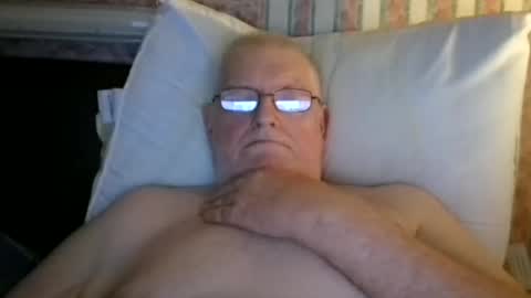 Snapshot of eketman1964 chatting on 10.10.25 eketman1964 online show from 10.10.25