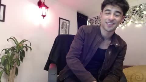 xoxo online show from 12.19.24