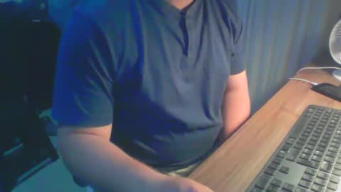 Snapshot of ekudemic chatting on 12.04.24 Juan Pablo M online show from 12.04.24