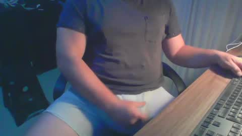 Snapshot of ekudemic chatting on 12.05.24 Juan Pablo M online show from 12.05.24