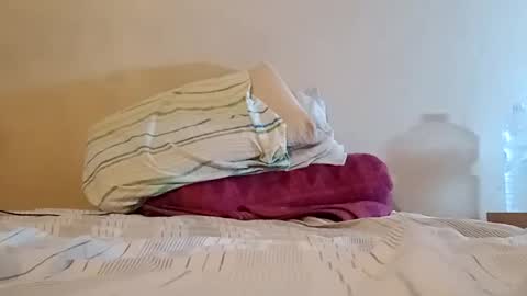 Snapshot of el131140 chatting on 01.26.25 Sebastin online show from 01.26.25