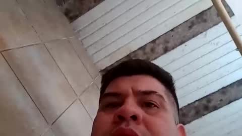 Snapshot of el131140 chatting on 10.19.25 Sebastin online show from 10.19.25