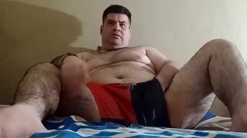 Snapshot of el131140 chatting on 10.21.25 Sebastin online show from 10.21.25