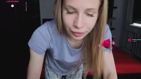 Snapshot of el1s_evans chatting on 05.23.26 please read my bio there is information about private shows and about my personality online show from 05.23.26