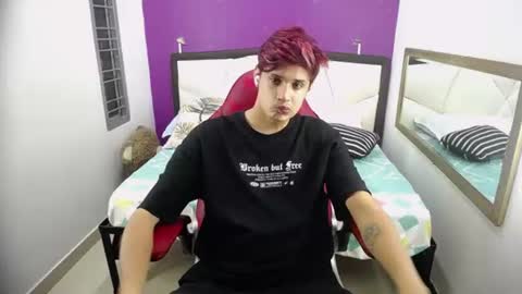 Snapshot of el_flaquito_1 chatting on 08.10.26 J A K E online show from 08.10.26