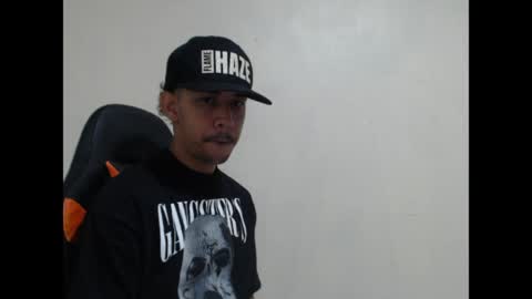 Instagram BelowAbajo online show from 06.06.26