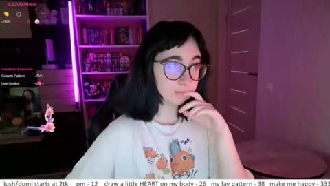 If you like it when I meow give me a thumbs up online show from 07.20.26