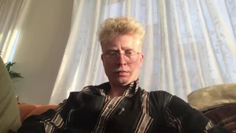 MrE online show from 01.12.25