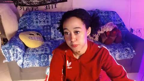 Snapshot of ela_0 chatting on 02.14.25 Ela  Help me reach 100 thumbs up online show from 02.14.25