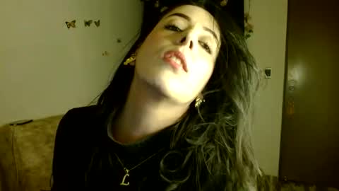 Snapshot of ela_3611 chatting on 05.26.26 ela_3611 online show from 05.26.26