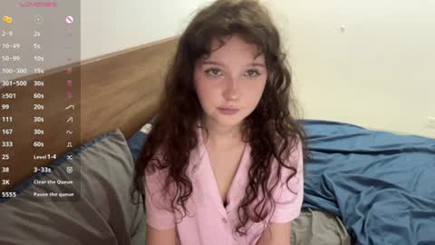 Snapshot of ela_wish chatting on 07.30.26 Ela online show from 07.30.26