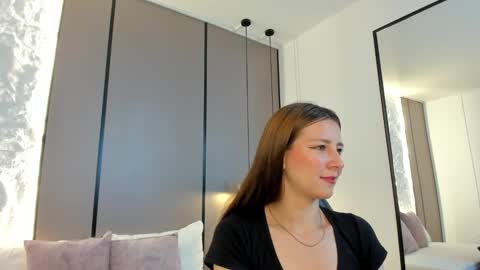 Snapshot of elaia_bridge chatting on 02.23.26 E L A I A online show from 02.23.26