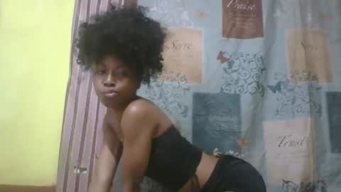 Snapshot of elalia1234 chatting on 10.13.25 elalia1234 online show from 10.13.25