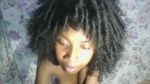 Snapshot of elalia1234 chatting on 11.03.25 elalia1234 online show from 11.03.25