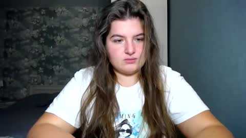 Snapshot of elanis_blair chatting on 11.21.25 Elanis online show from 11.21.25