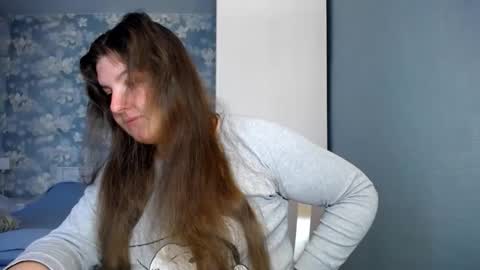 Snapshot of elanis_blair chatting on 02.11.26 Elanis online show from 02.11.26