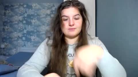 Snapshot of elanis_blair chatting on 02.19.26 Elanis online show from 02.19.26