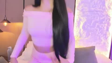 Snapshot of elara_bloom_ chatting on 06.27.26 elara_bloom_ online show from 06.27.26