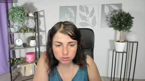Snapshot of elara_starfall chatting on 06.19.26 Marta online show from 06.19.26