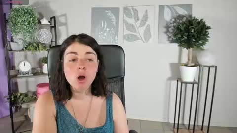 Snapshot of elara_starfall chatting on 06.23.26 Marta online show from 06.23.26