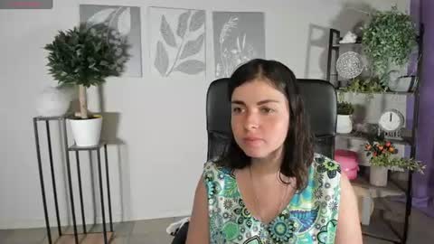 Snapshot of elara_starfall chatting on 06.30.26 Marta online show from 06.30.26