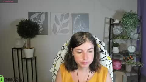 Snapshot of elara_starfall chatting on 07.13.26 Marta online show from 07.13.26