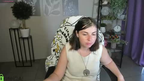 Snapshot of elara_starfall chatting on 07.15.26 Marta online show from 07.15.26
