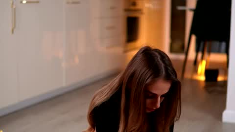 elarashine online show from 03.09.26