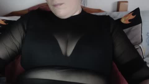 Snapshot of elasticgirl666 chatting on 10.20.25 elasticgirl666 online show from 10.20.25