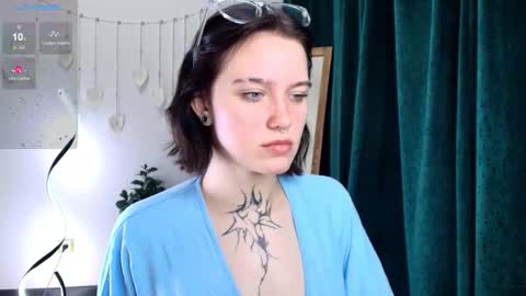 elastikiss online show from 11.13.25