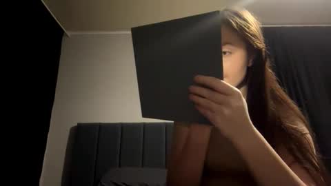 Snapshot of eleanorolaes chatting on 02.20.26 Kelly online show from 02.20.26