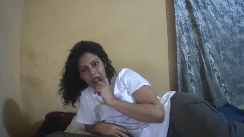 Isabella online show from 02.26.26