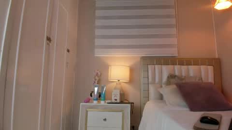 ELECTRA online show from 04.15.26