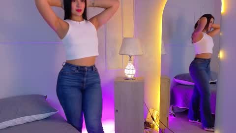 ELECTRA  online show from 12.17.25