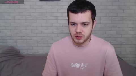 Snapshot of electric_smile chatting on 02.13.26 Alex online show from 02.13.26