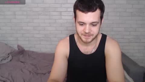 Snapshot of electric_smile chatting on 02.15.26 Alex online show from 02.15.26