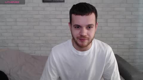 Snapshot of electric_smile chatting on 03.21.26 Alex online show from 03.21.26