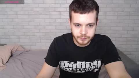 Snapshot of electric_smile chatting on 03.27.26 Alex online show from 03.27.26