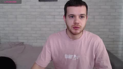 Snapshot of electric_smile chatting on 03.29.26 Alex online show from 03.29.26