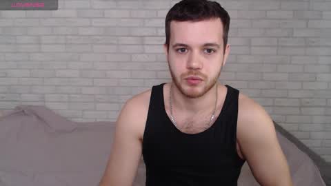 Snapshot of electric_smile chatting on 03.31.26 Alex online show from 03.31.26