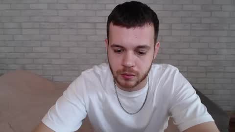 Snapshot of electric_smile chatting on 04.08.26 Alex online show from 04.08.26