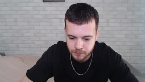 Snapshot of electric_smile chatting on 04.10.26 Alex online show from 04.10.26