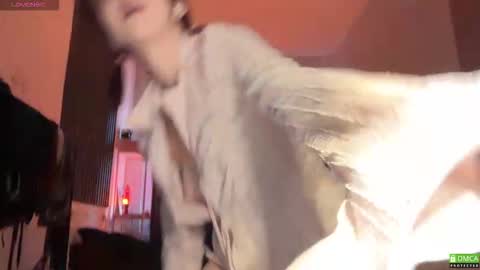 Snapshot of electric_woman chatting on 02.21.26 Aleksa online show from 02.21.26